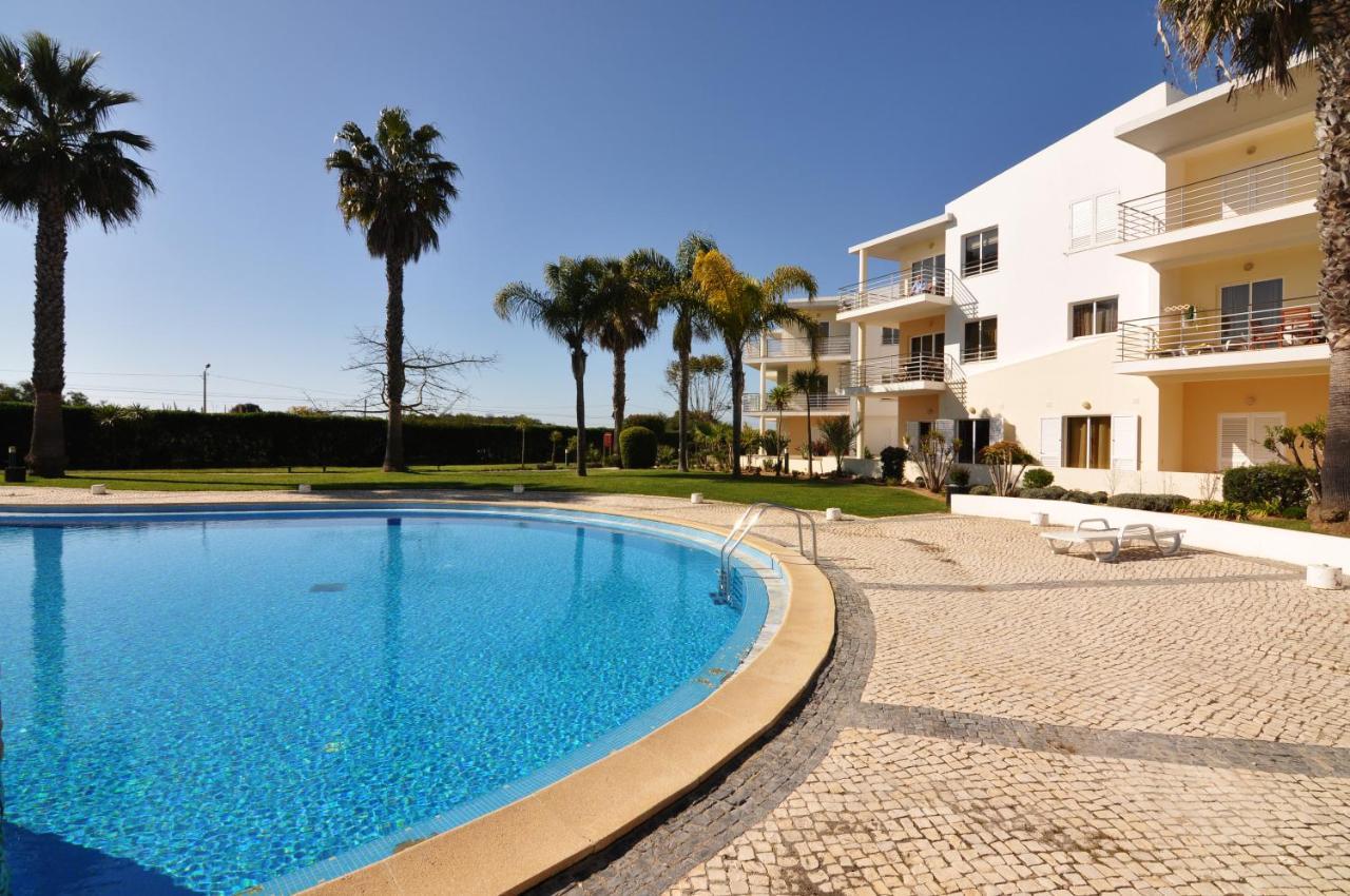 Sea And Pool At Vila Da Praia Alvor Exterior photo